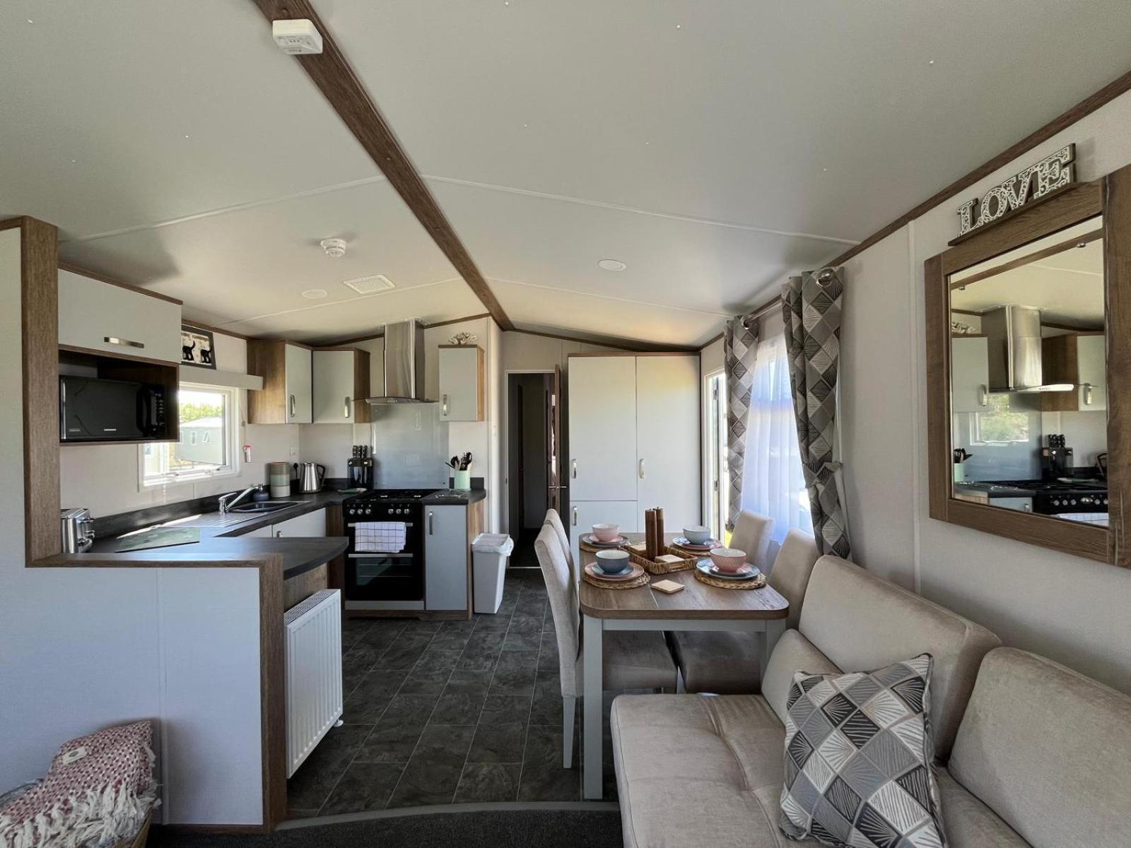 Visma Caravan Llanddwywe Exterior foto
